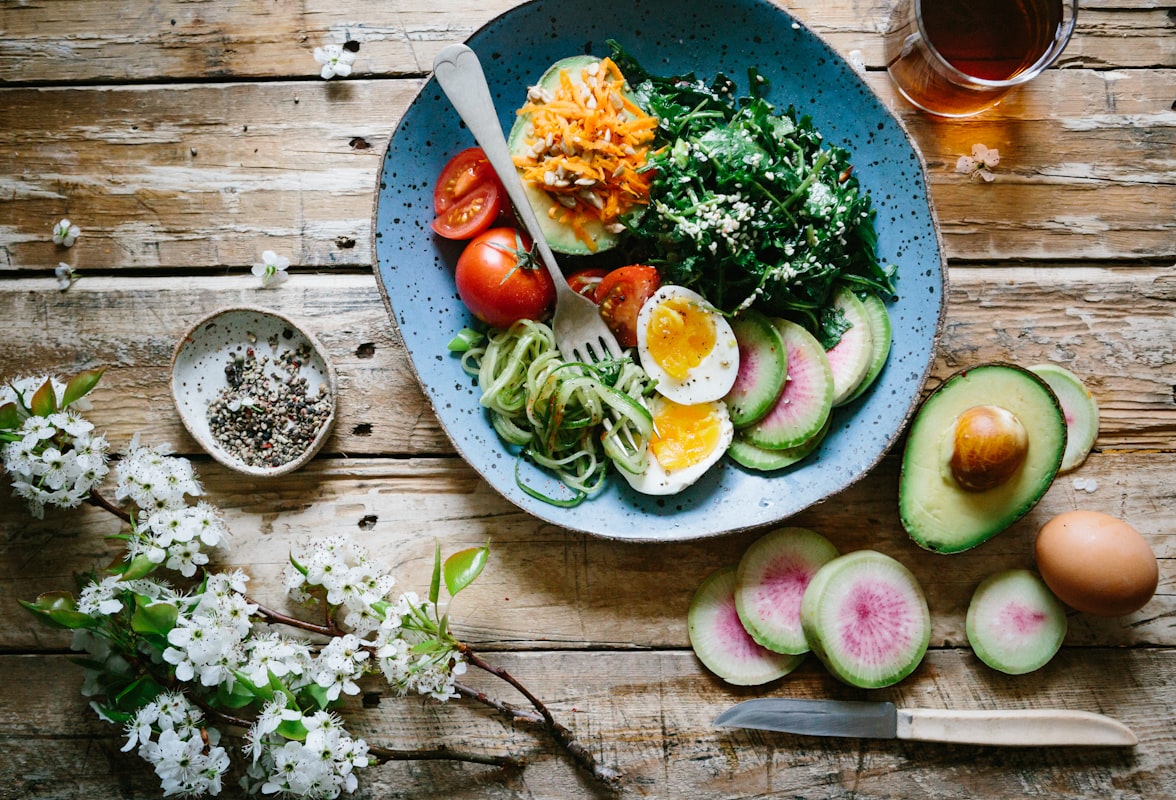 Nutritionist reviewing healthy meal planning